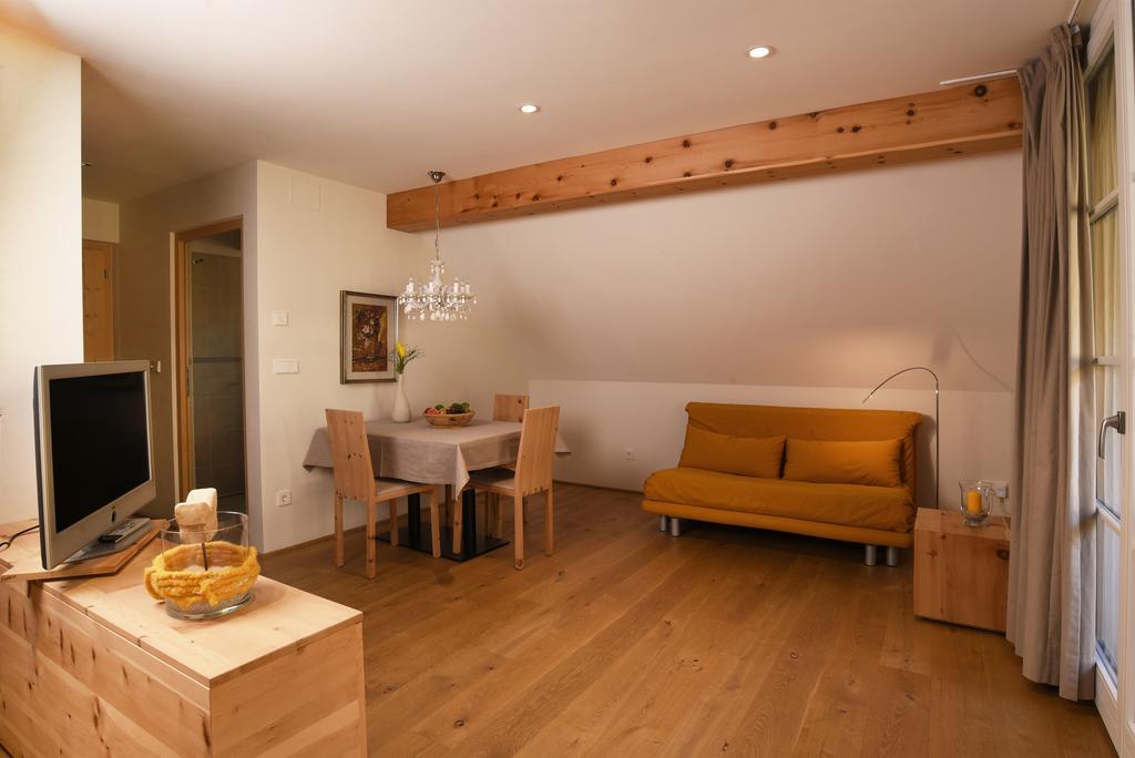 Biobauernhof Rosengartner Apartamento Terlano Exterior foto