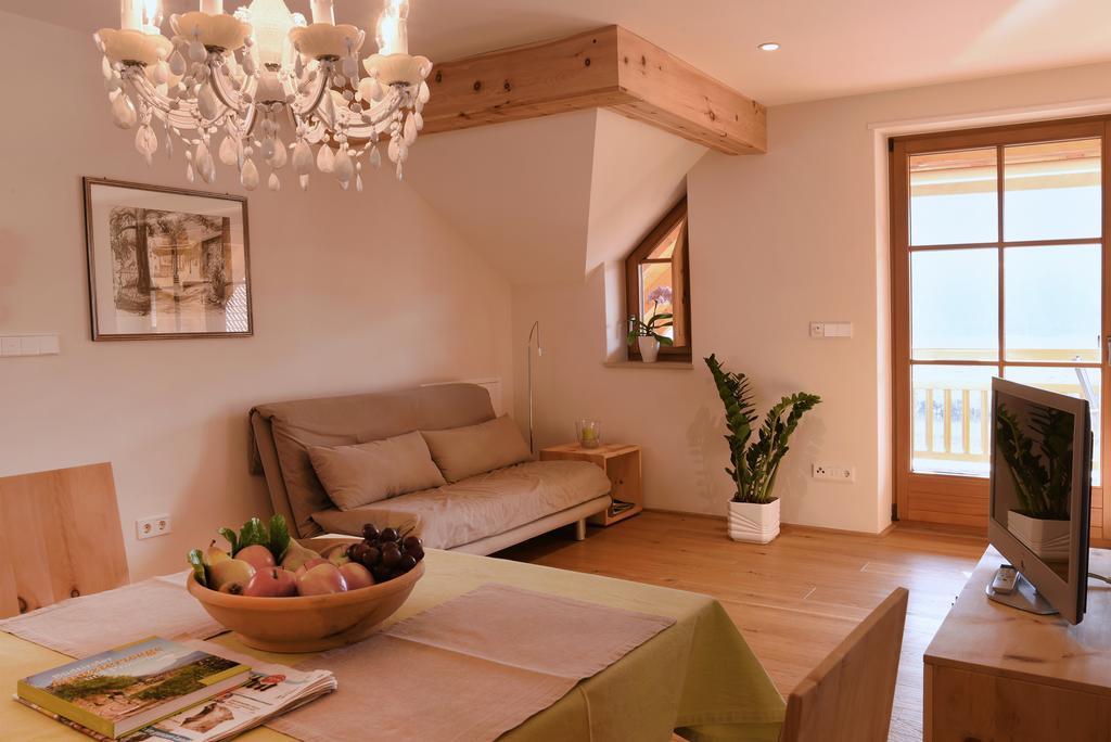 Biobauernhof Rosengartner Apartamento Terlano Exterior foto